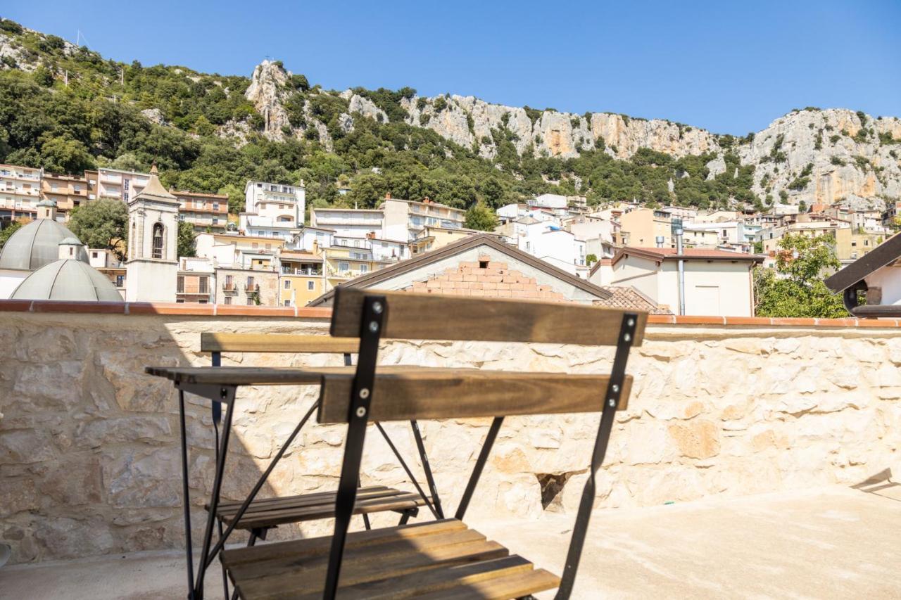 Bed And Terrace Caterina Hotel Baunei Exterior photo